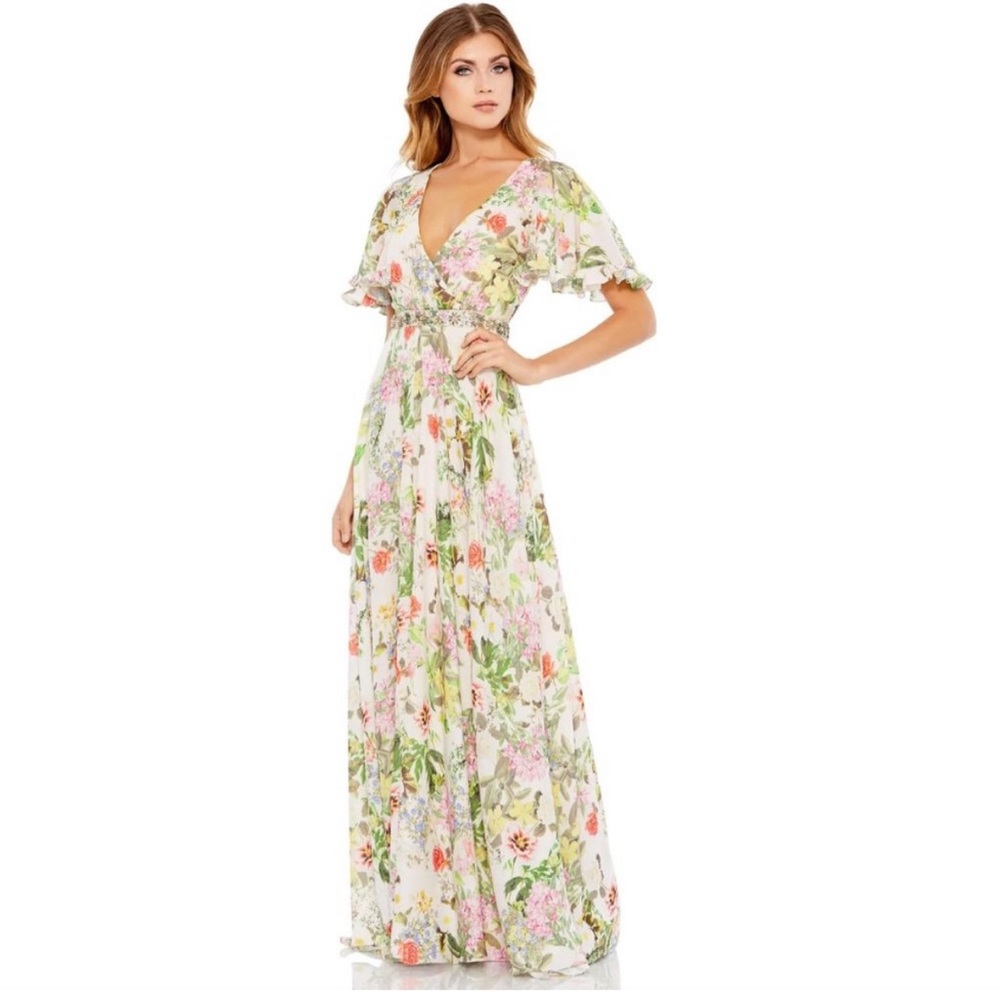 MAC DUGGAL Floral Print Flutter Sleeve Gown in Floral Multi Size US 8